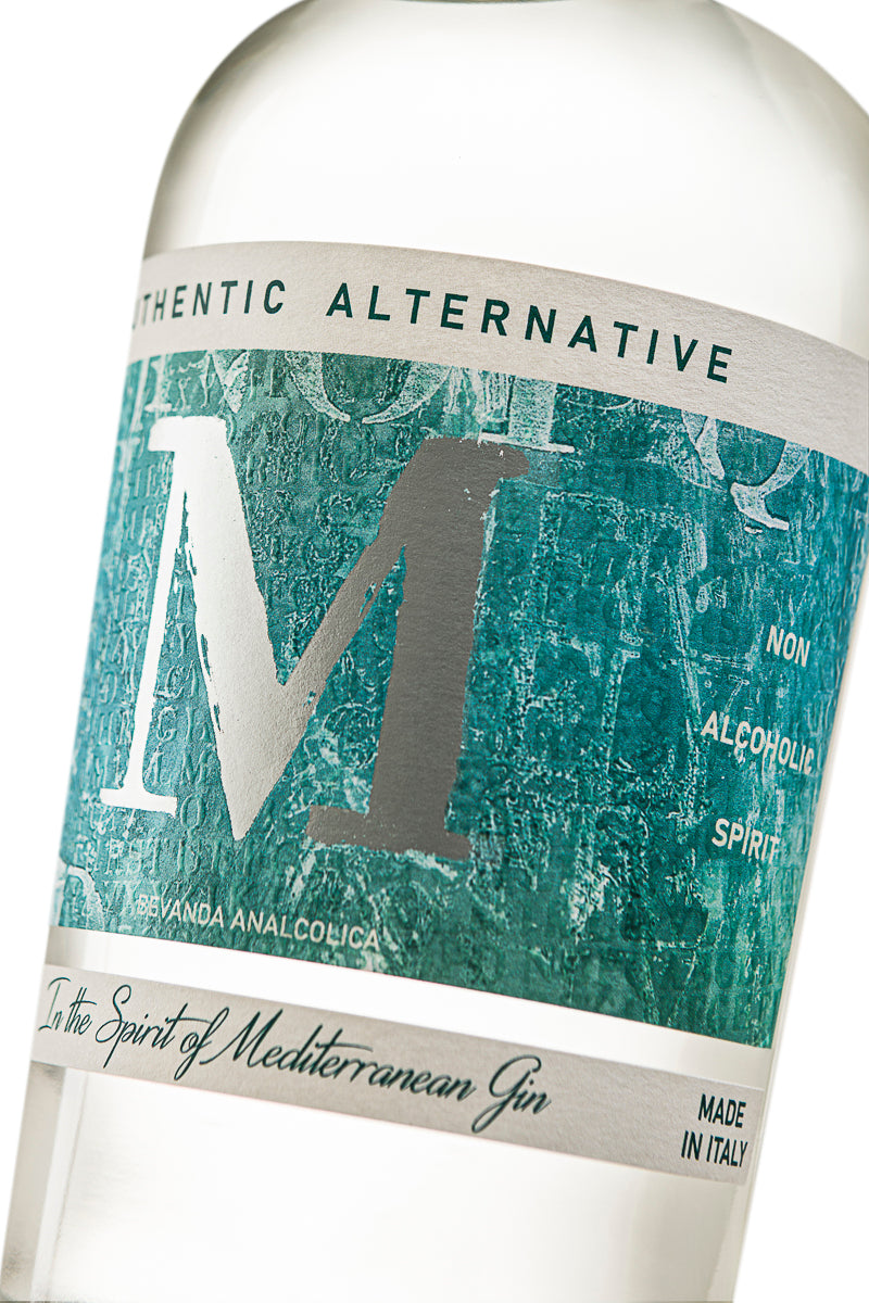 gin analcolico stile mediterraneo bottiglia 700ml alcohol free spirits senza alcol Freely M-editerranean gin analcolico stile mediterraneo bottiglia 700ml alcohol free spirits