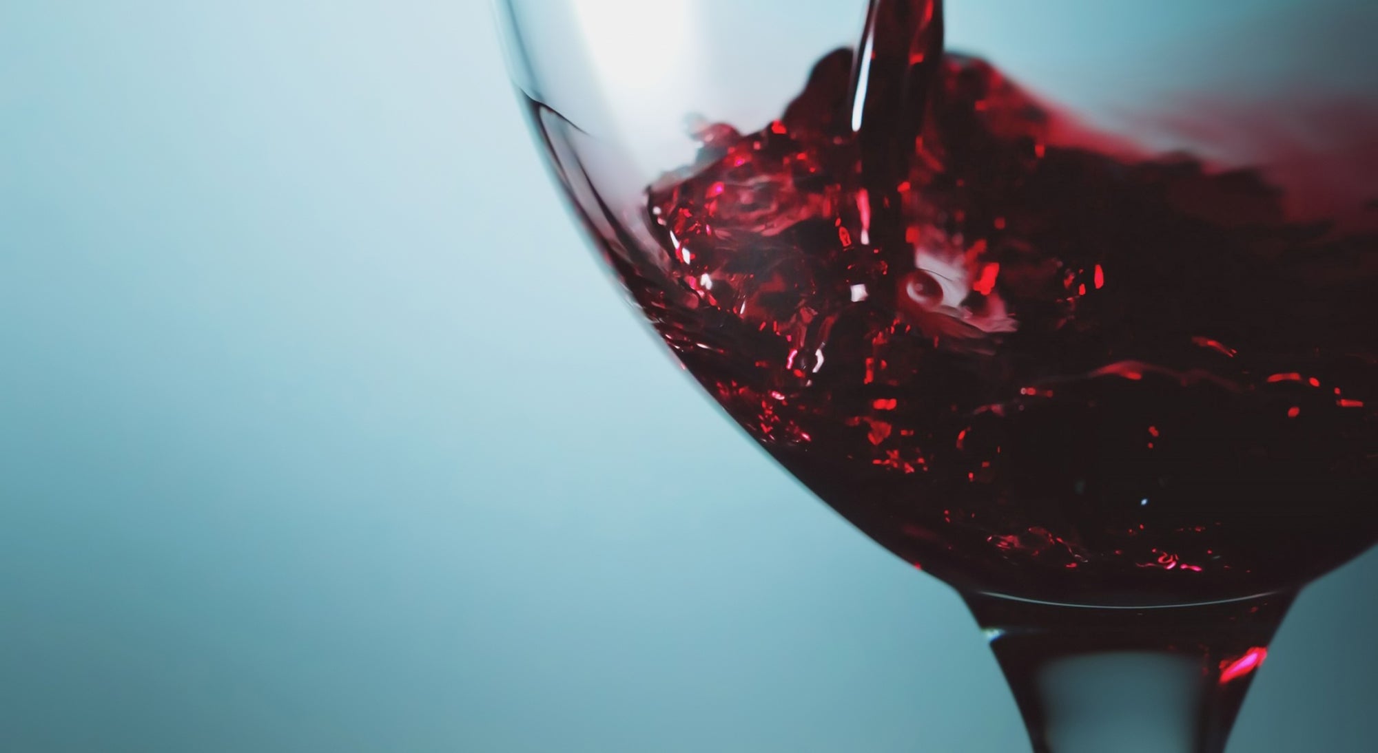 red_wine_glass_3-wallpaper-2560x1440_1550bba4-72c3-4c4f-b9cf-92f9ab211eb7.jpg